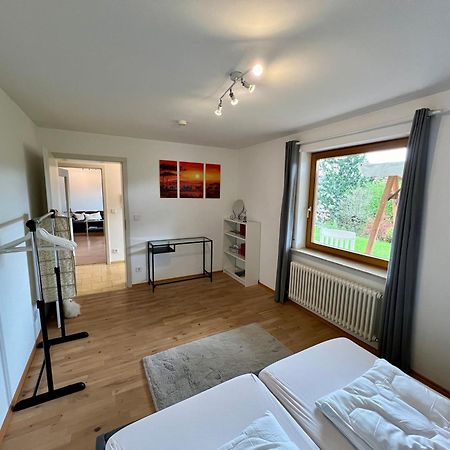 Gemuetliche Ferienwohnung Im Herzen Des Schwarzwaldes Niedereschach Exterior foto